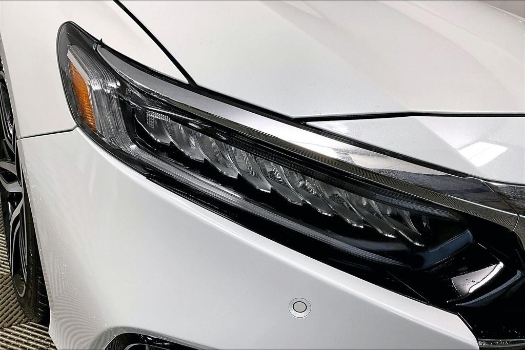 2022 Honda Accord Hybrid Touring