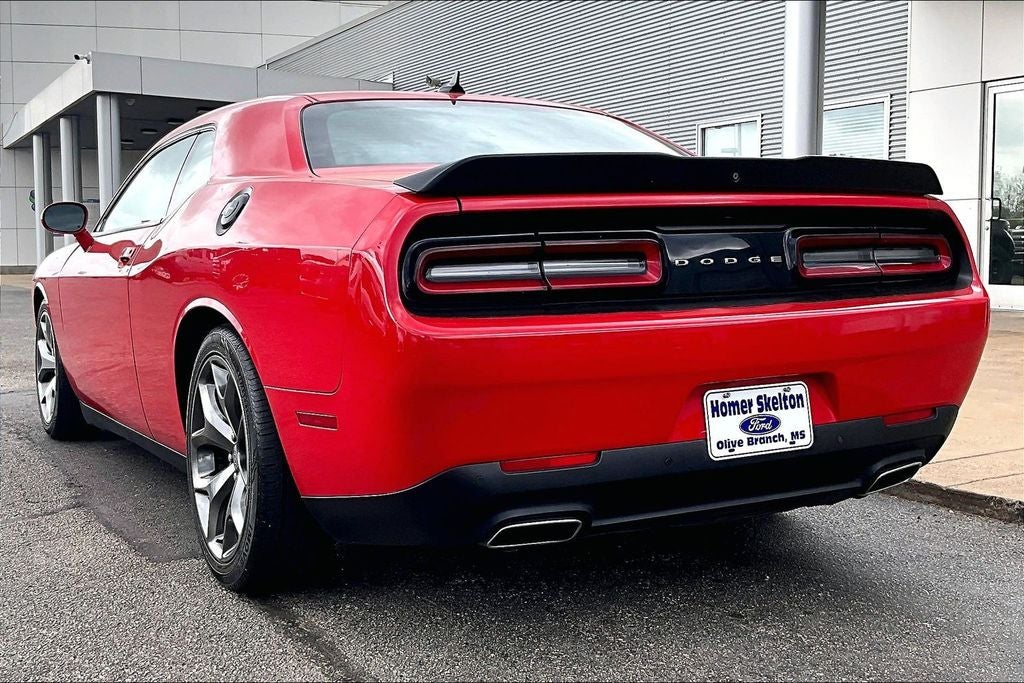 2015 Dodge Challenger SXT