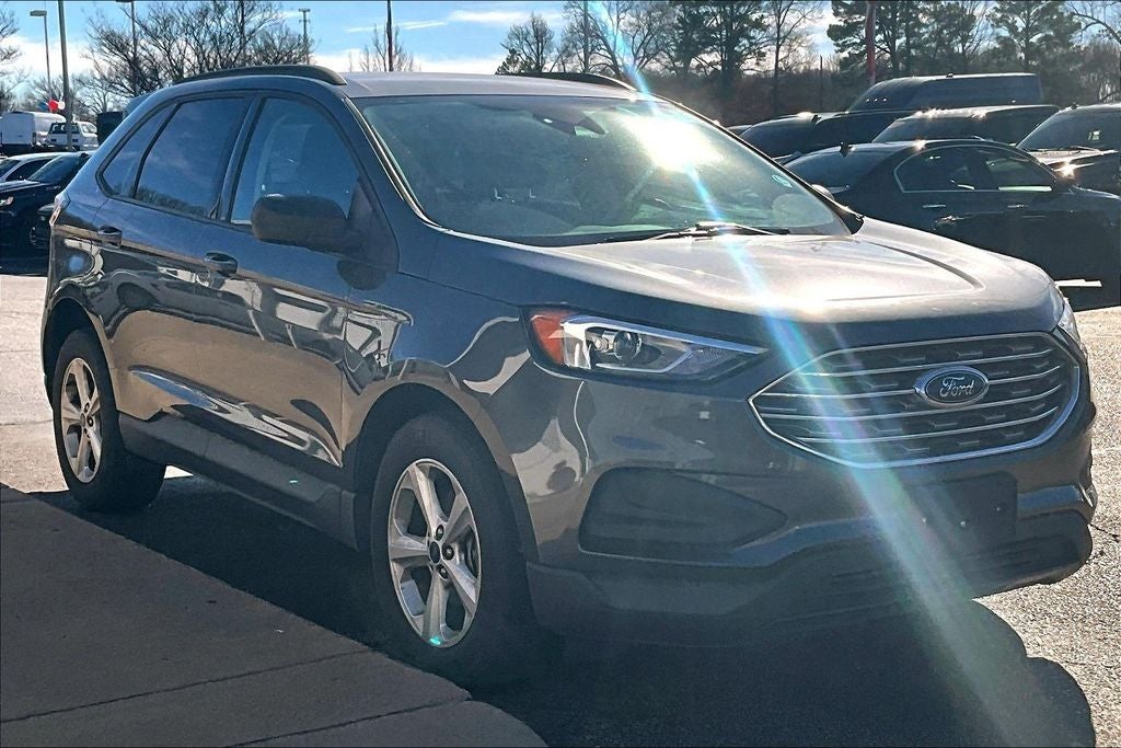 2020 Ford Edge SE