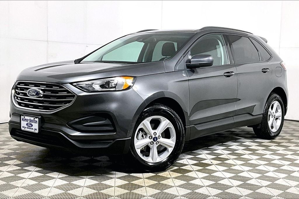 2020 Ford Edge SE