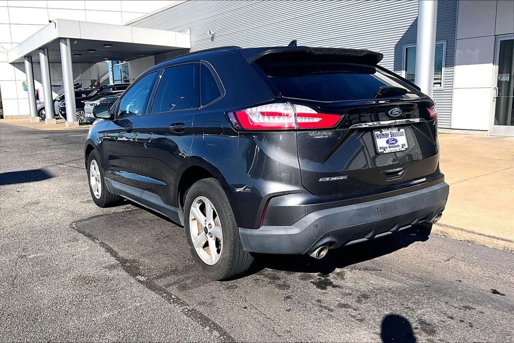 2020 Ford Edge SE
