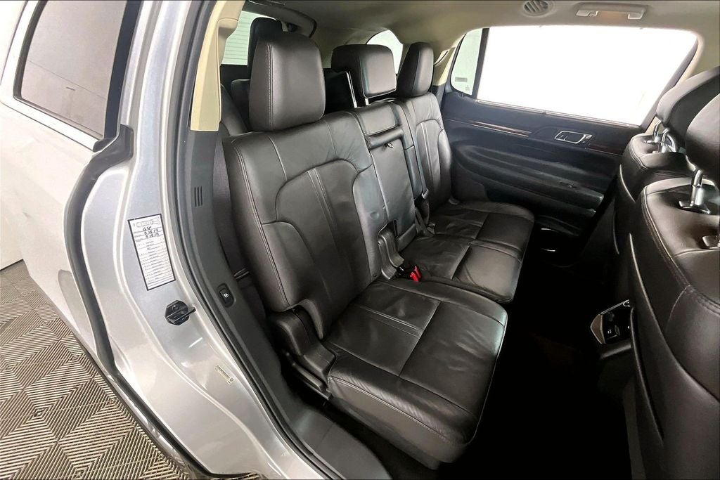 2019 Lincoln MKT Standard