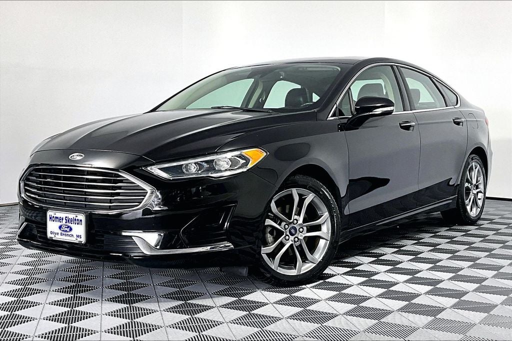 2019 Ford Fusion SEL