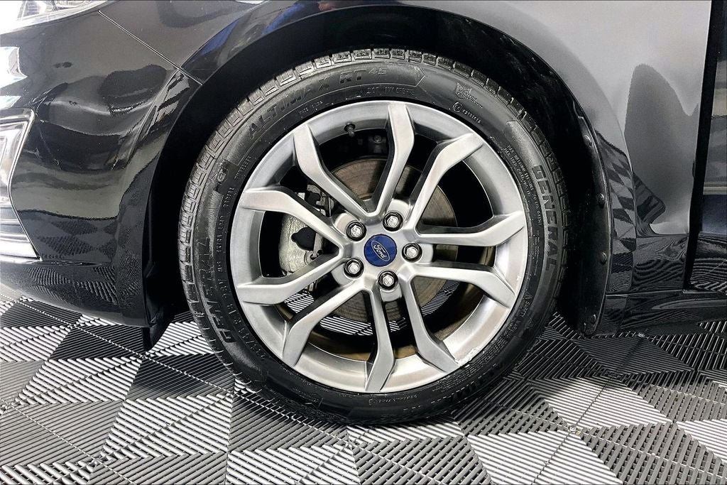 2019 Ford Fusion SEL