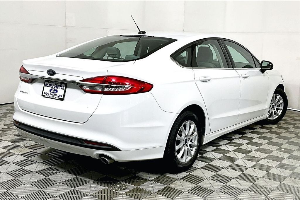 2018 Ford Fusion S