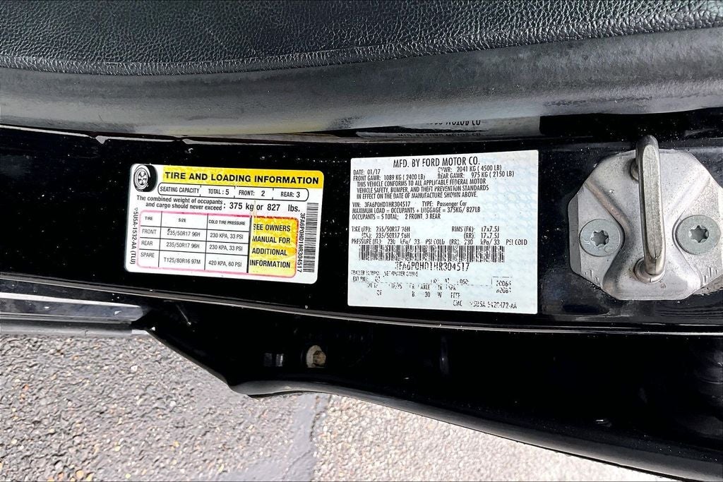 2017 Ford Fusion SE