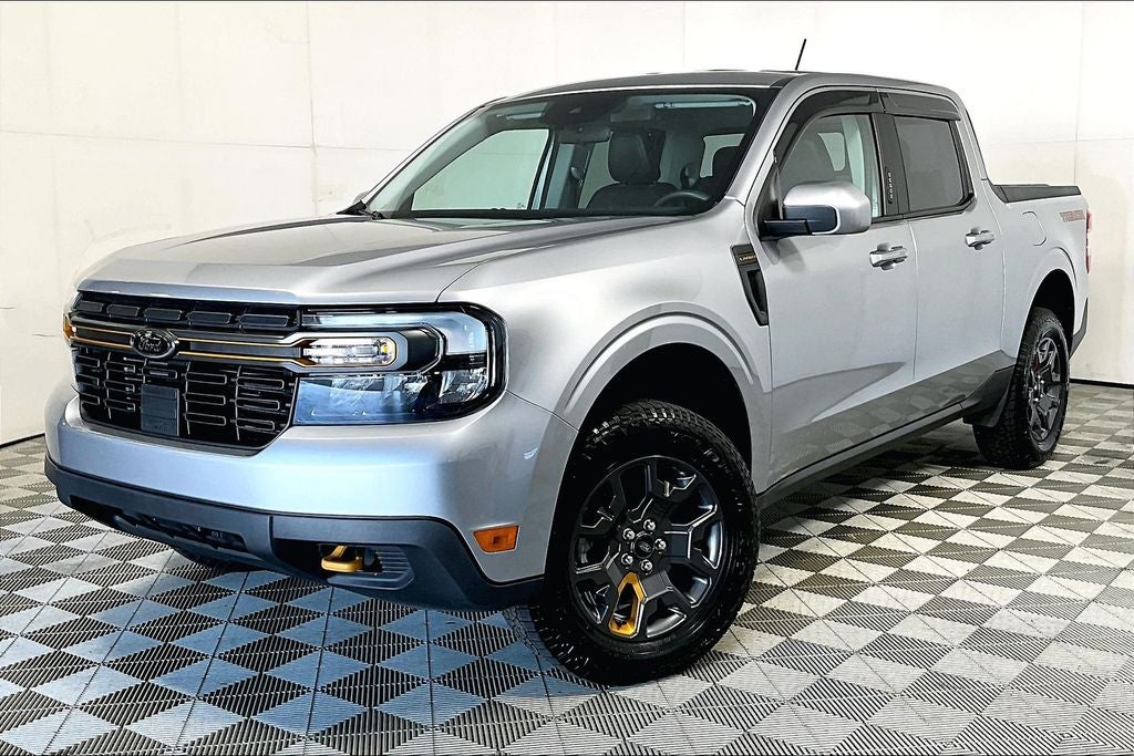 2023 Ford Maverick Lariat