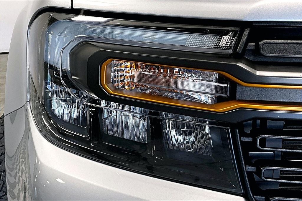 2023 Ford Maverick Lariat