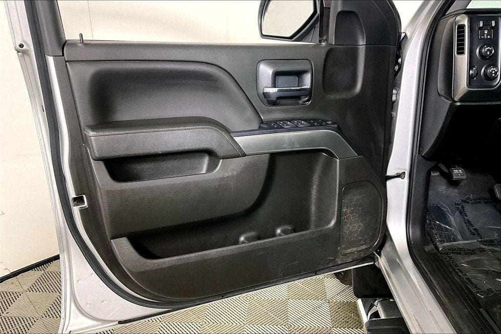 2018 Chevrolet Silverado 1500 LT LT1