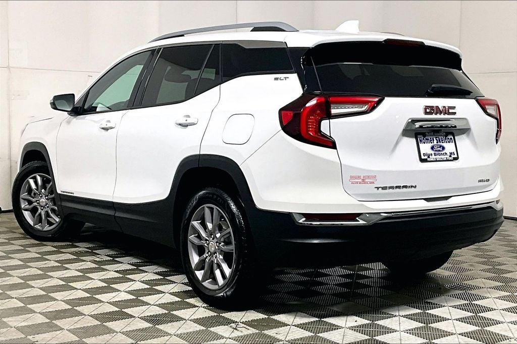 2024 GMC Terrain SLT