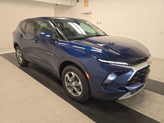 2023 Chevrolet Blazer 2.0T 2LT AWD's photo