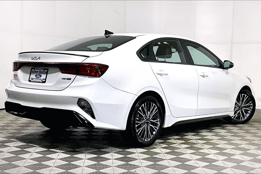 2022 Kia Forte GT-Line