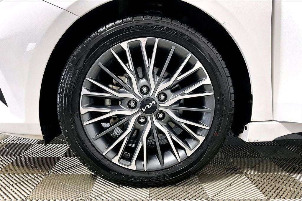 2022 Kia Forte GT-Line