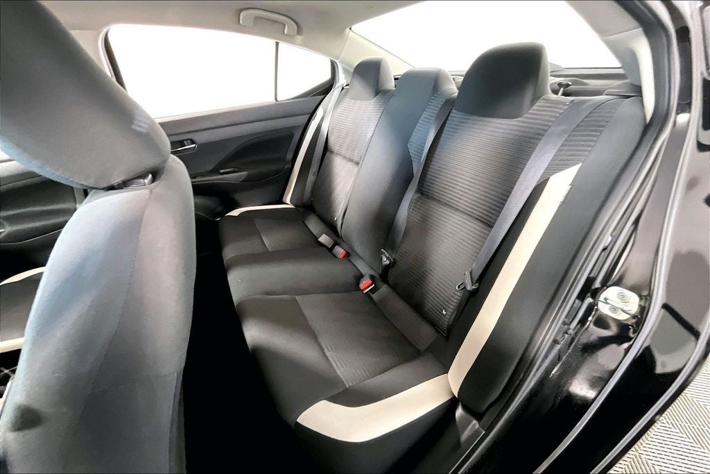 2021 Nissan Versa 1.6 SV