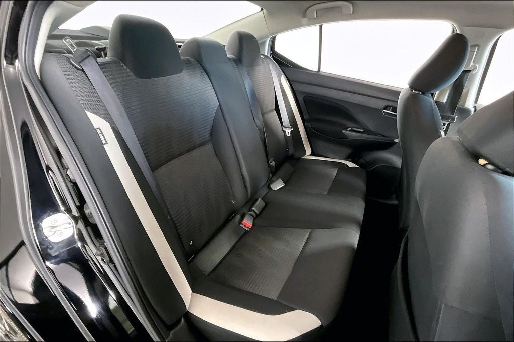 2021 Nissan Versa 1.6 SV