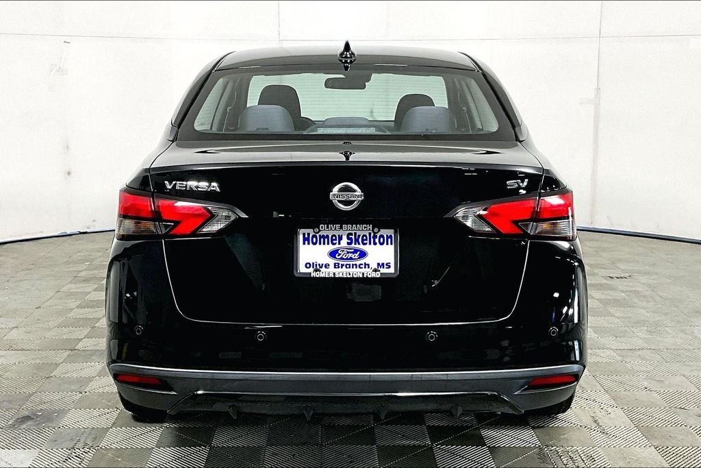 2021 Nissan Versa 1.6 SV
