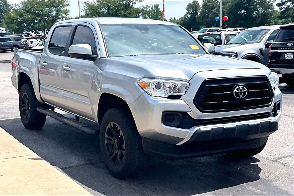 2022 Toyota Tacoma SR Double Cab 2WD 4-Cyl Auto Short Bed's photo