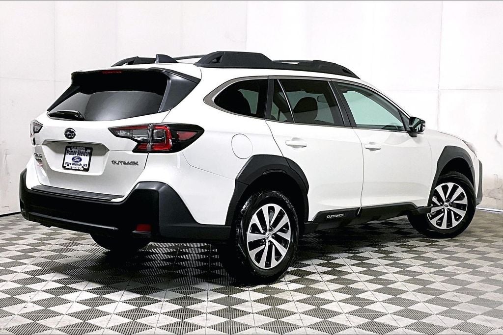 2025 Subaru Outback Premium