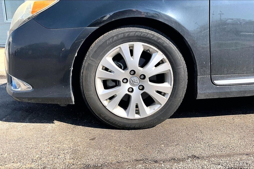 2011 Toyota Avalon Base
