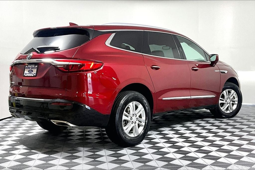 2020 Buick Enclave Essence