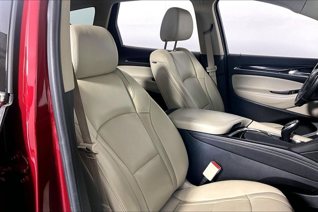 2020 Buick Enclave Essence