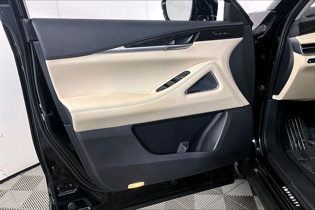 2025 INFINITI QX60 Sensory