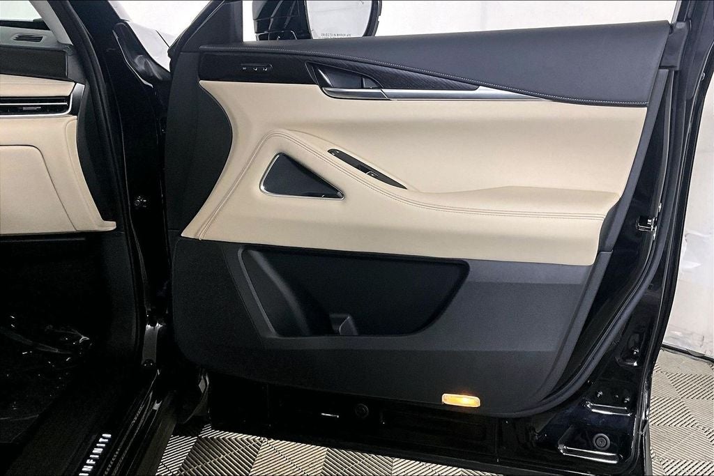 2025 INFINITI QX60 Sensory