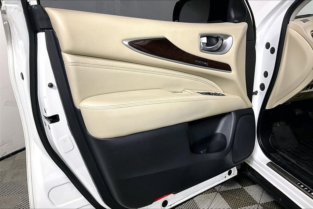 2018 INFINITI QX60 Base