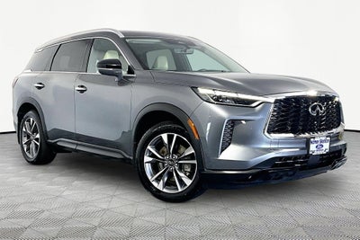 2023 INFINITI QX60 LUXE