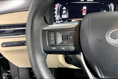 2023 INFINITI QX60 LUXE