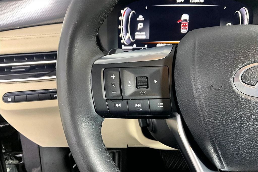 2023 INFINITI QX60 LUXE
