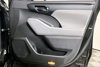 2023 Toyota Highlander L