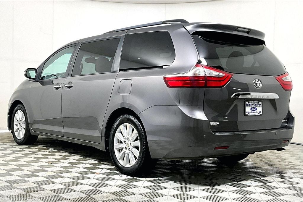 2017 Toyota Sienna Limited 7 Passenger
