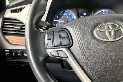 2017 Toyota Sienna Limited 7 Passenger
