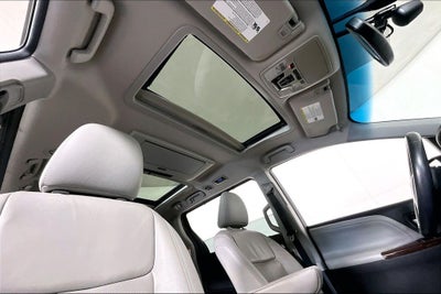 2017 Toyota Sienna Limited 7 Passenger