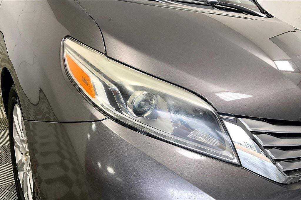 2017 Toyota Sienna Limited 7 Passenger