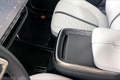 2023 Rivian R1S Adventure