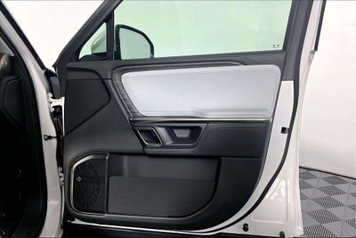 2023 Rivian R1S Adventure
