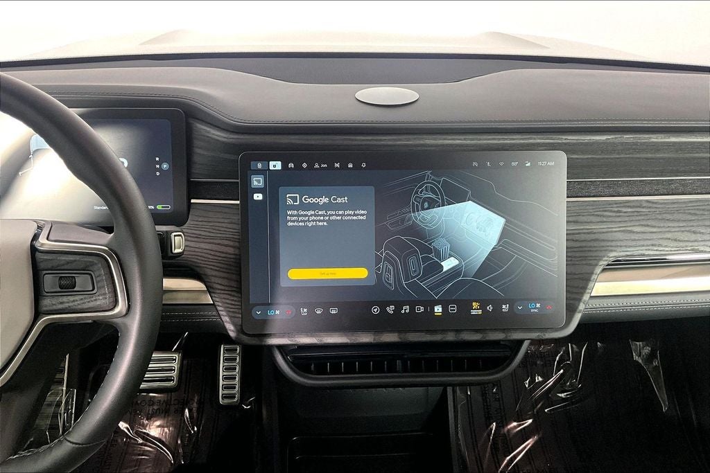 2023 Rivian R1S Adventure
