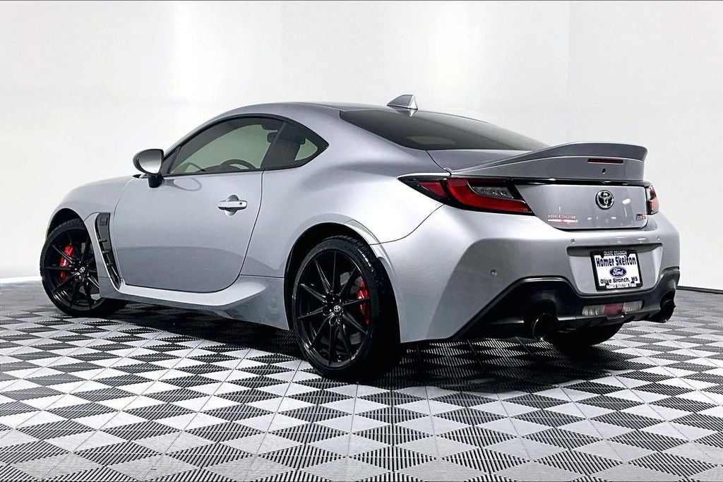 2024 Toyota GR86 Premium