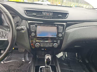 2017 Nissan Rogue Sport SL