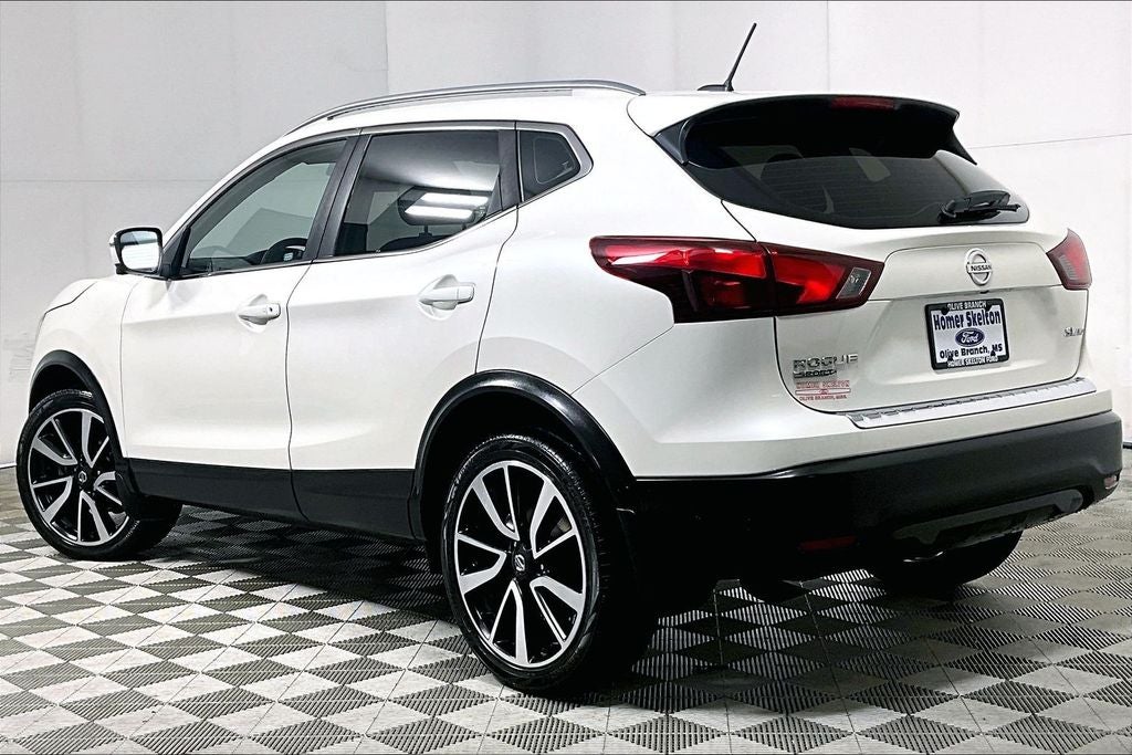 2017 Nissan Rogue Sport SL