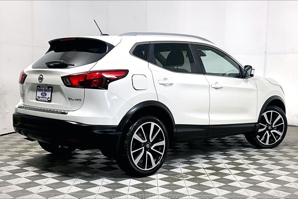 2017 Nissan Rogue Sport SL
