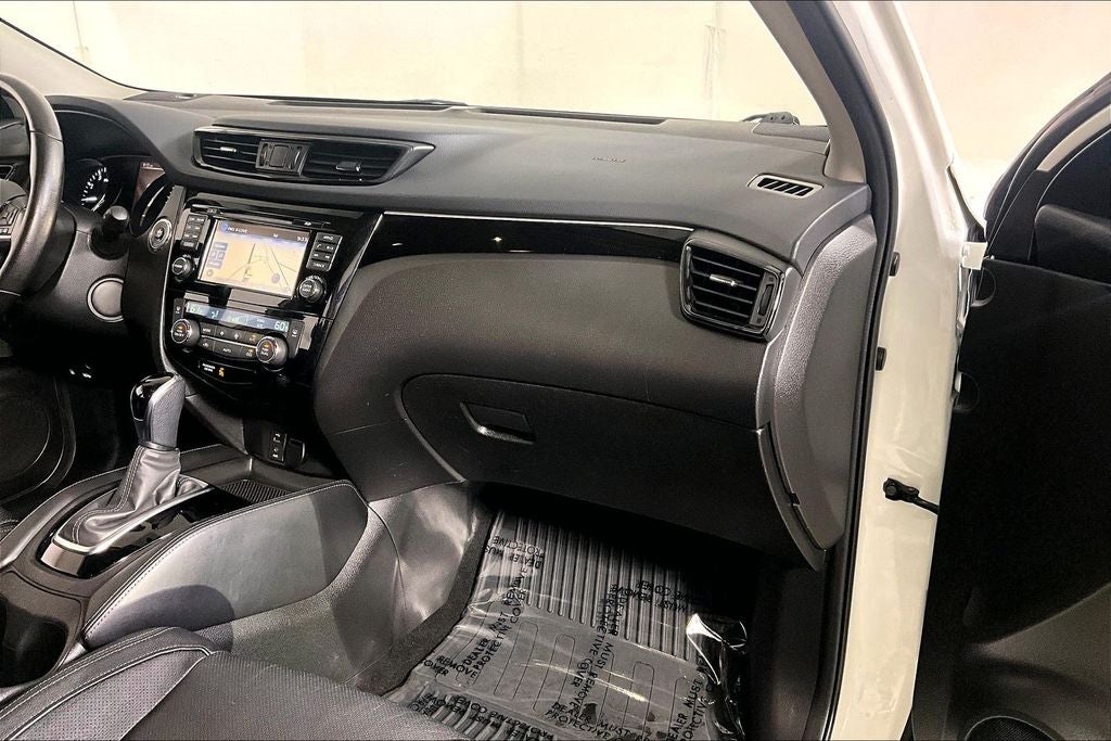 2017 Nissan Rogue Sport SL