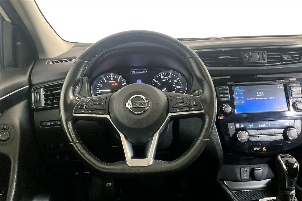 2017 Nissan Rogue Sport SL