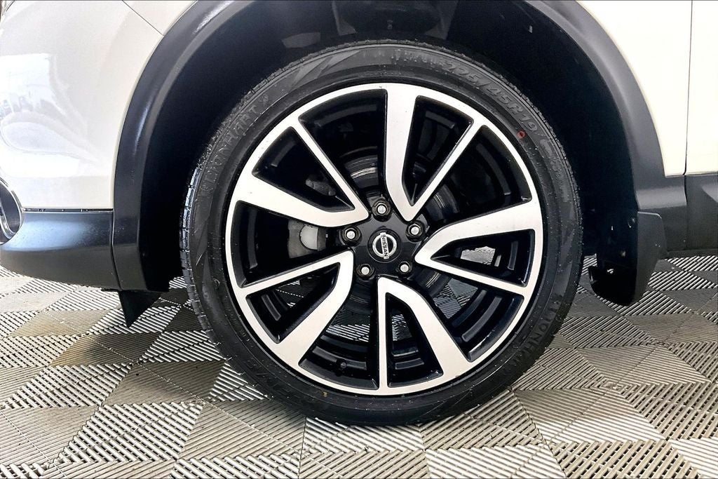 2017 Nissan Rogue Sport SL