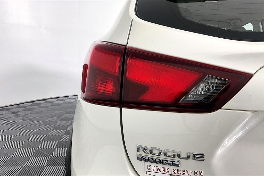 2018 Nissan Rogue Sport SV