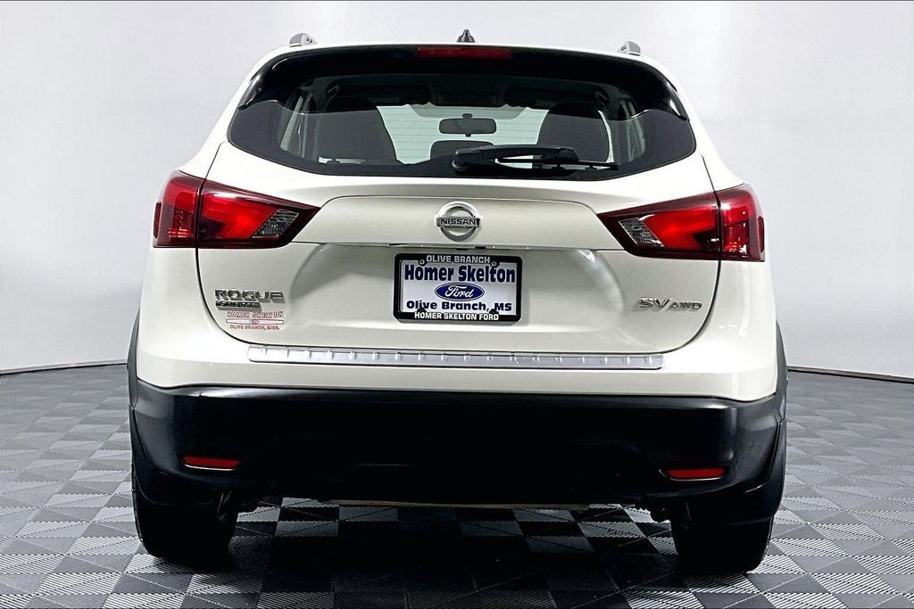 2018 Nissan Rogue Sport SV