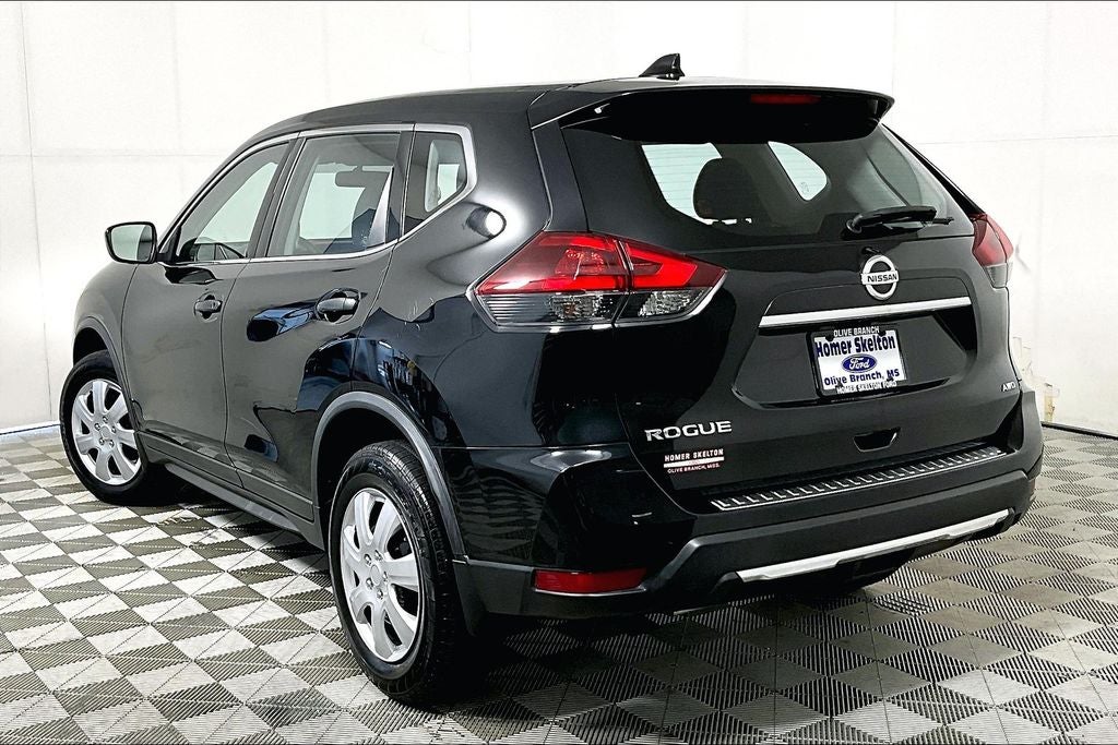 2018 Nissan Rogue S