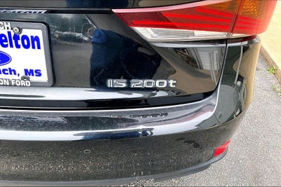 2017 Lexus IS 200t